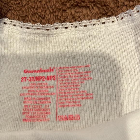 NWOT- set of 3 Garanimals 2T-3T girls undershirts with lace trim - Picture 2 of 6